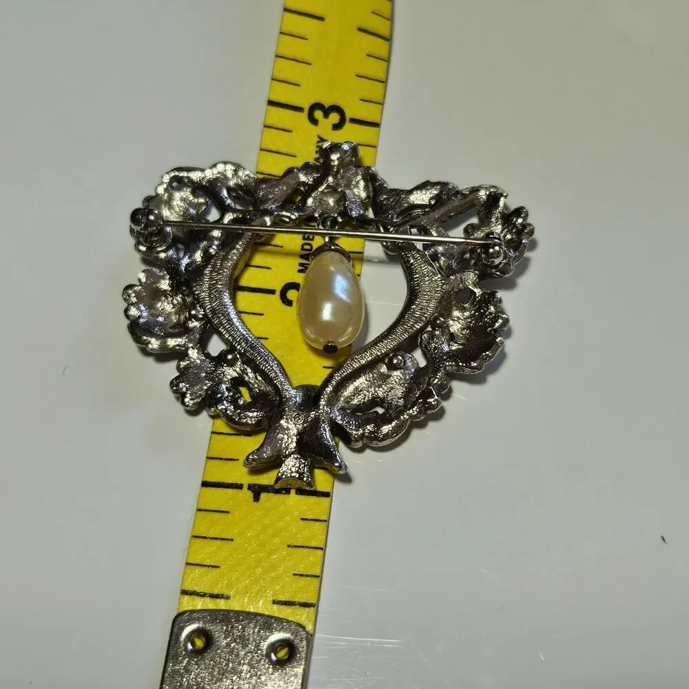 Avon Silver Tone Victorian Style Brooch Pin Floral Faux Pearl Vintage